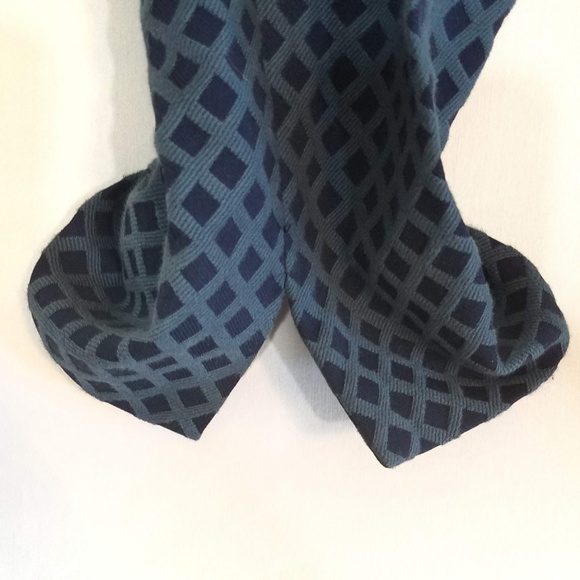 Banana Republic Teal / Blue Checkered Work Pants - Picture 5 of 5